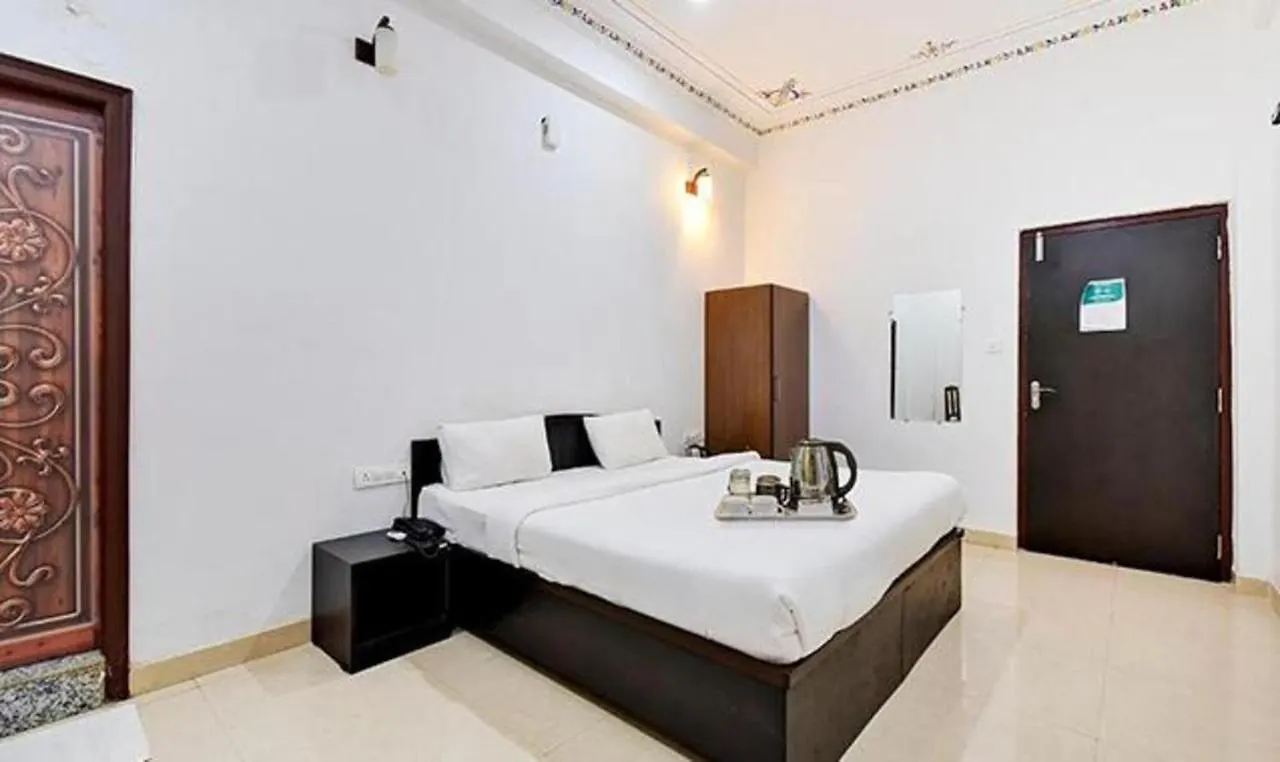 Fabhotel 7 Horses 우다이푸르